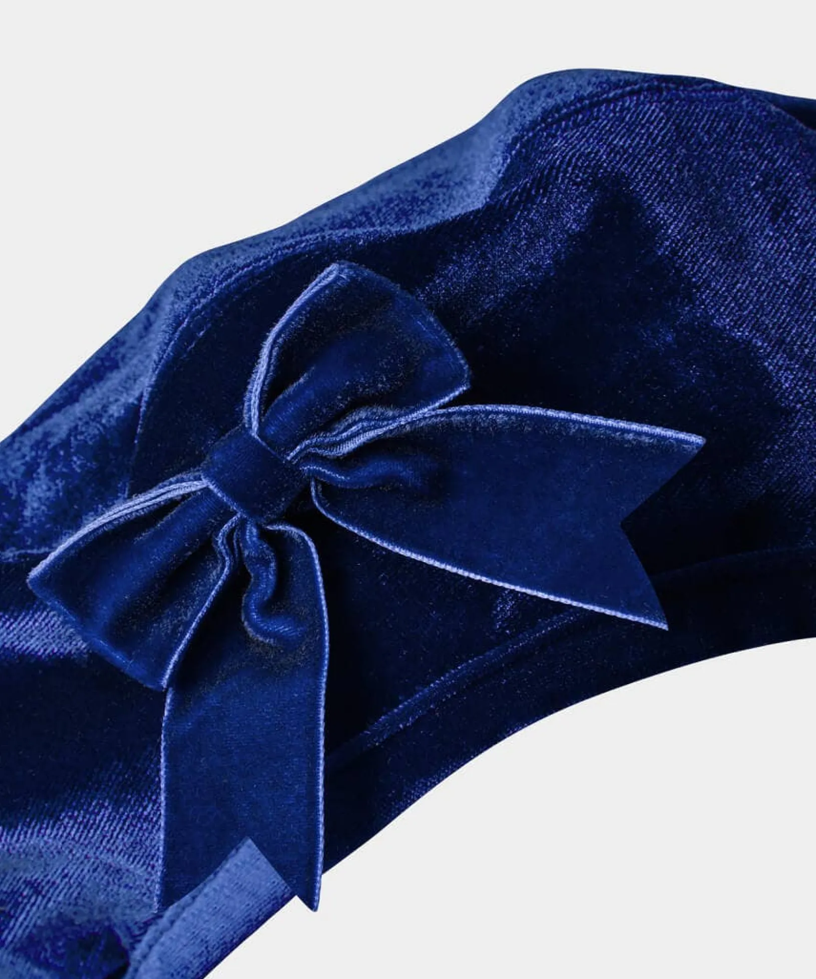 after_dark_bow_trim_beret_2.webp Gifts | Accessories & Jewellery | Sale Accessories & Jewellery | Women's | Women's | Women's Joe Browns After Dark Bow Trim Beret Midnight Blue