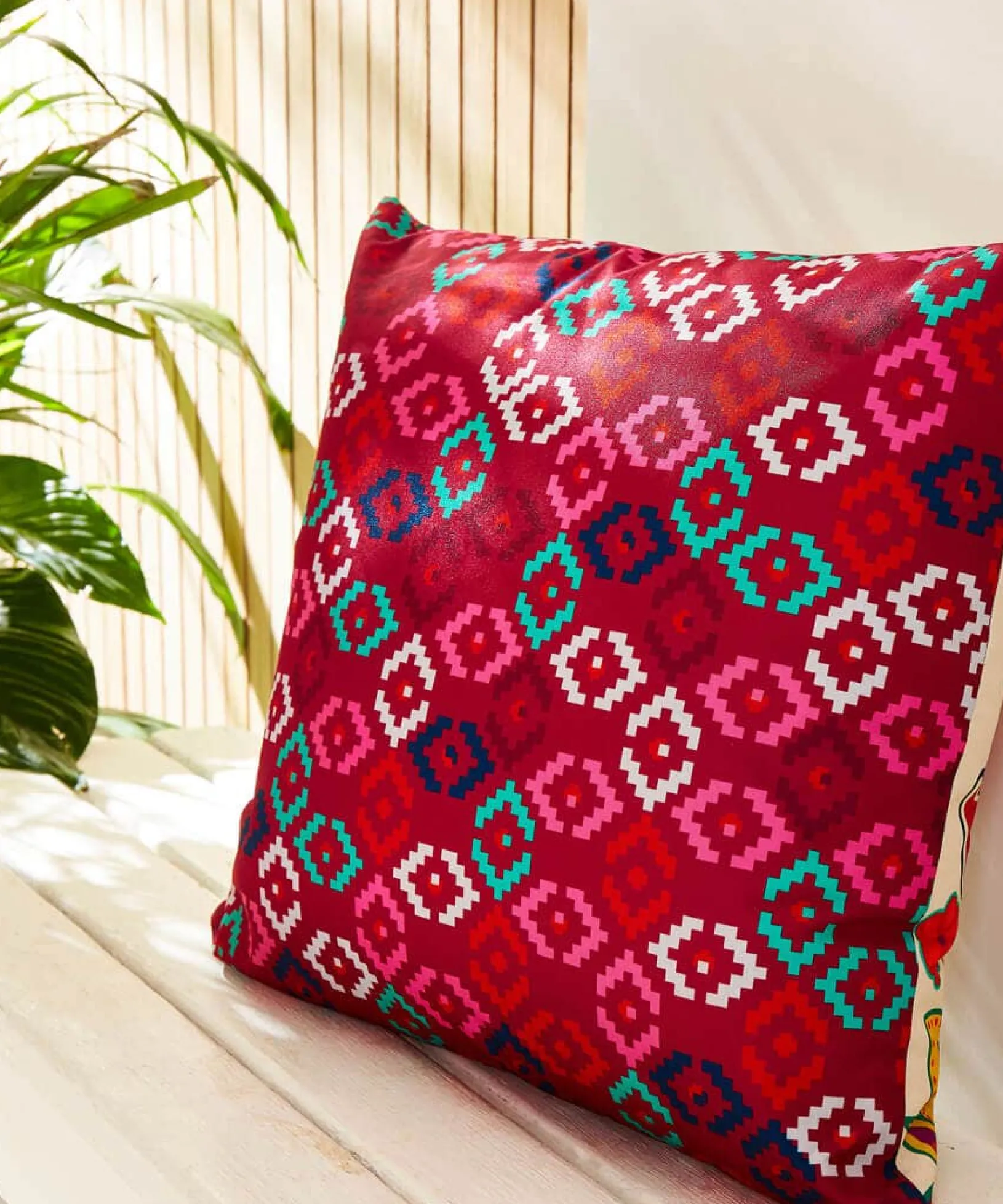 boho_spirit_reversible_ou_3.webp Floral Décor | Nature Décor | Sale Garden Décor | Home | Home | Home Joe Browns Boho Spirit Reversible Outdoor Cushion Multi