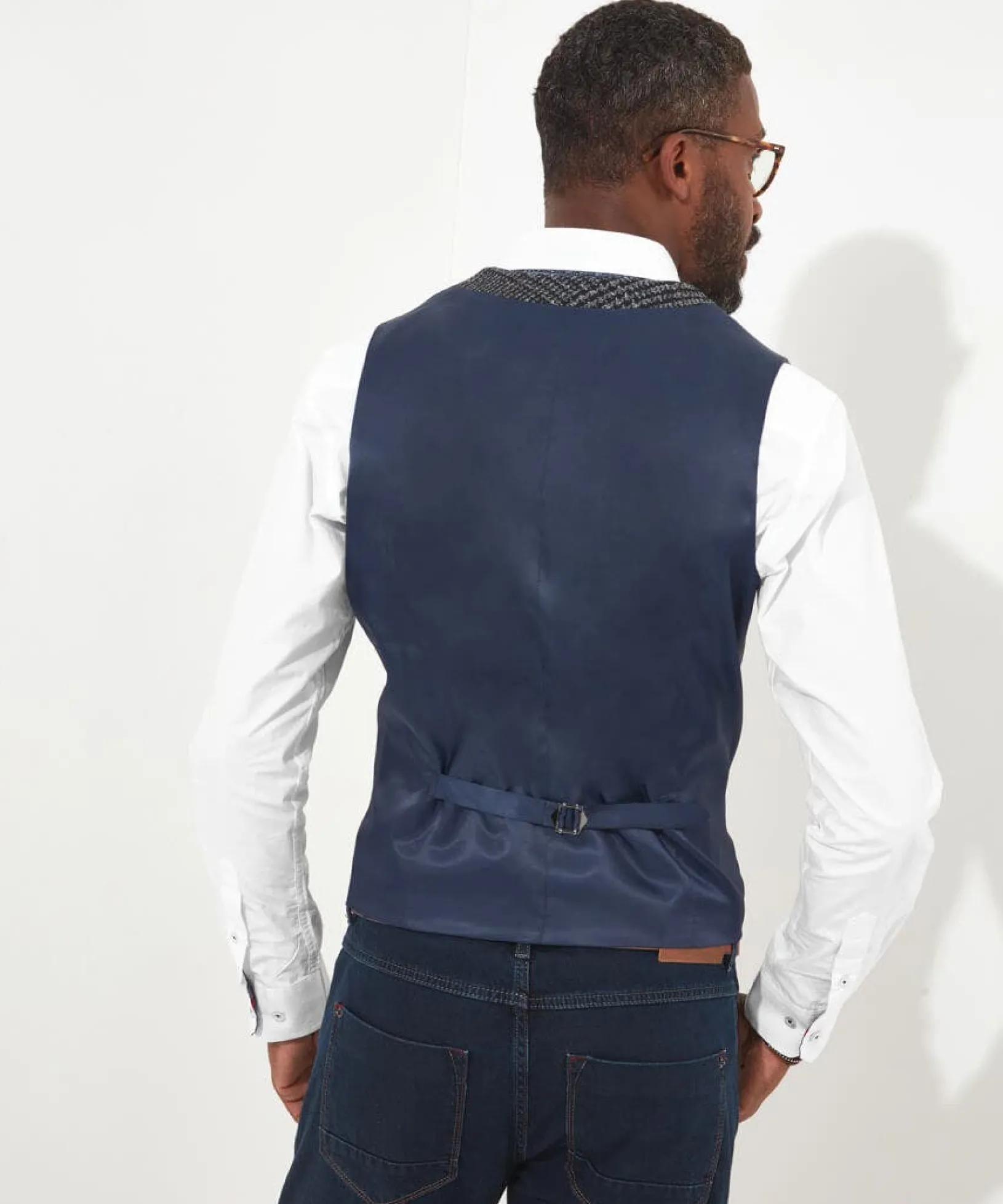 charming_check_waistcoat_4-1.webp Shop Men's Collection | Men's Partywear | Waistcoats | Men's Tailoring | Coats & Jackets | Sale Waistcoats | Top Picks | Top Picks | Men,s | Top Picks | Men,s | Men,s Joe Browns Charming Check Waistcoat Grey