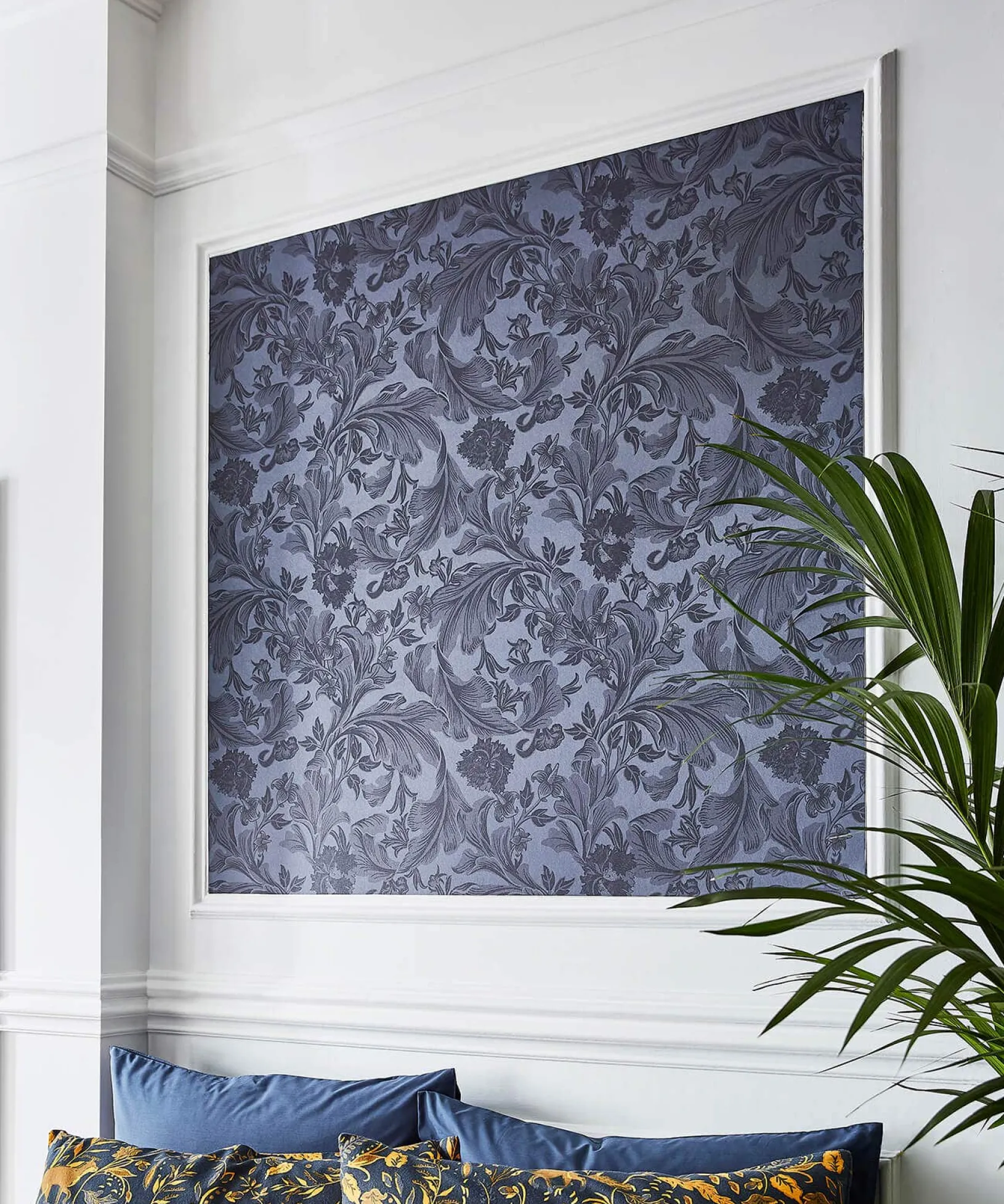daring_damask_wallpaper_0.webp Floral Décor | Home Joe Browns Daring Damask Wallpaper Navy / Gold / Red