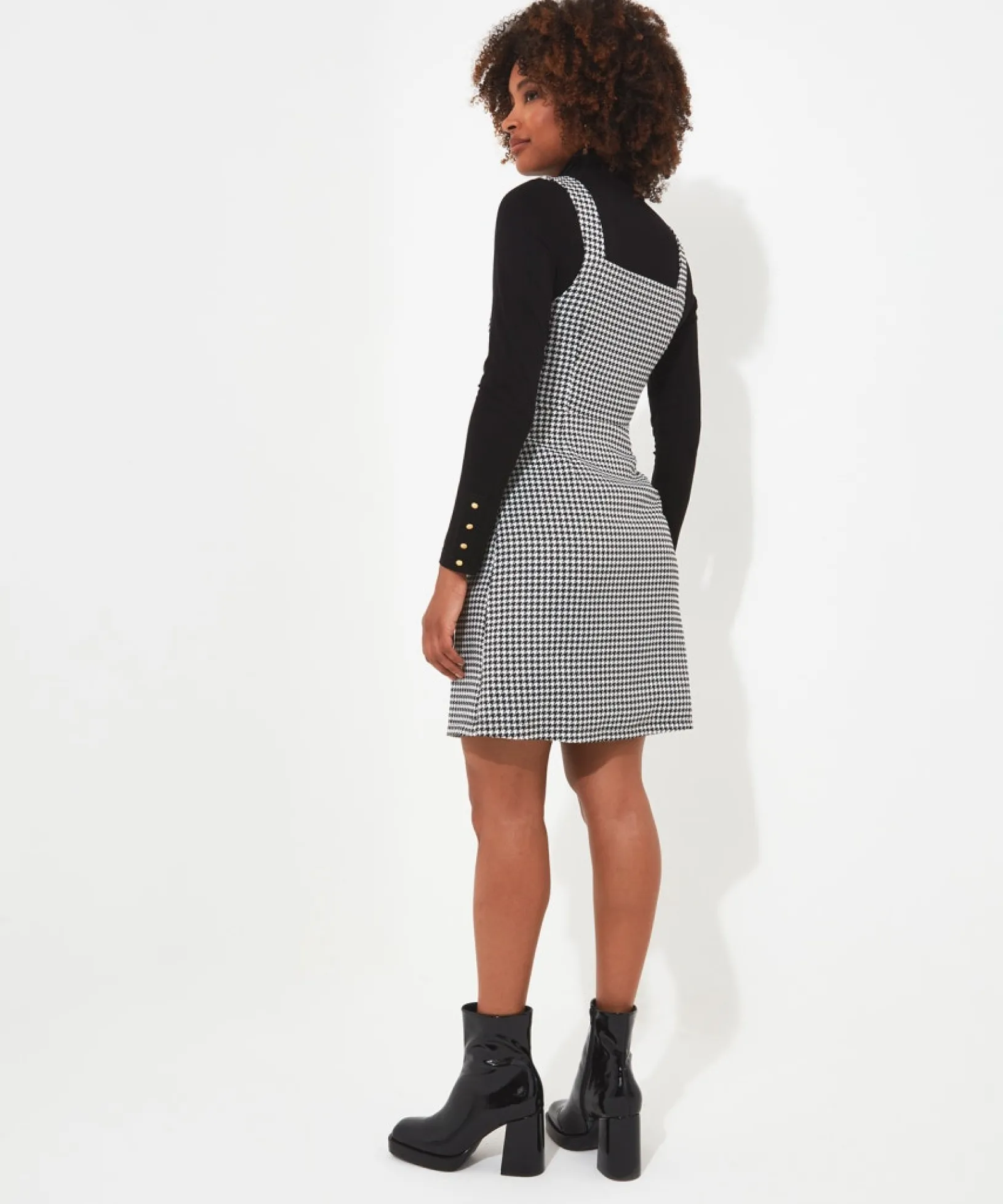 daring_dogtooth_dress_4.webp Shop Women's Collection | Vintage & Retro Dresses | Dresses | Sale Dresses | Top Picks | Top Picks | Women's | Women's Joe Browns Daring Dogtooth Dress Black/White