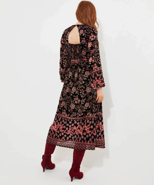 Shop Women's Collection | Vintage & Retro Dresses | Velvet & Devor茅 Dresses | Midi Dresses | Maxi Dresses | Boho Dresses | Party Dresses | Occasion Outfits | Petite | Dresses | Sale Dresses | Top Picks | Top Picks | Top Picks | Top Picks | Top Picks | Top Picks | Top Picks | Top Picks | Women's | Women's | Women's Joe Browns Dramatically Different Devore Dress Black