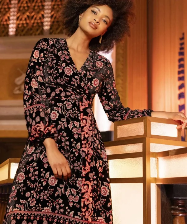 Shop Women's Collection | Vintage & Retro Dresses | Velvet & Devor茅 Dresses | Midi Dresses | Maxi Dresses | Boho Dresses | Party Dresses | Occasion Outfits | Petite | Dresses | Sale Dresses | Top Picks | Top Picks | Top Picks | Top Picks | Top Picks | Top Picks | Top Picks | Top Picks | Women's | Women's | Women's Joe Browns Dramatically Different Devore Dress Black