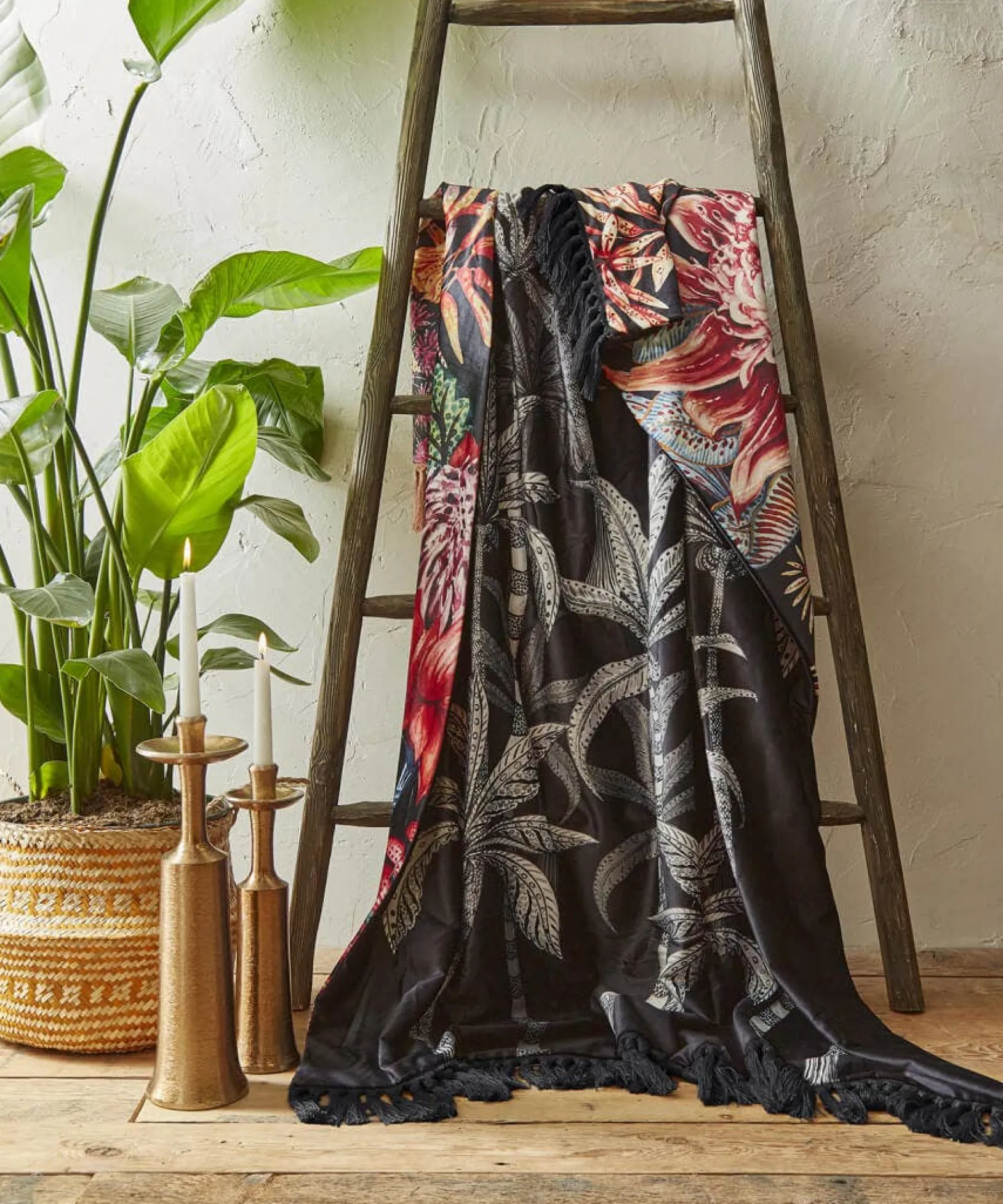 endless_sunsets_reversibl_0.webp Living Room | Bedroom | Endless Sunsets | Floral Décor | Nature Décor | Cushions & Throws | Gifts | Home | Home | Home | Home | Home | Home | Women's Joe Browns Endless Sunsets Reversible Throw Multi