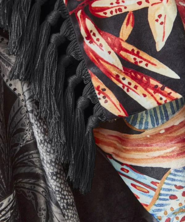 Living Room | Bedroom | Endless Sunsets | Floral Décor | Nature Décor | Cushions & Throws | Gifts | Home | Home | Home | Home | Home | Home | Women's Joe Browns Endless Sunsets Reversible Throw Multi