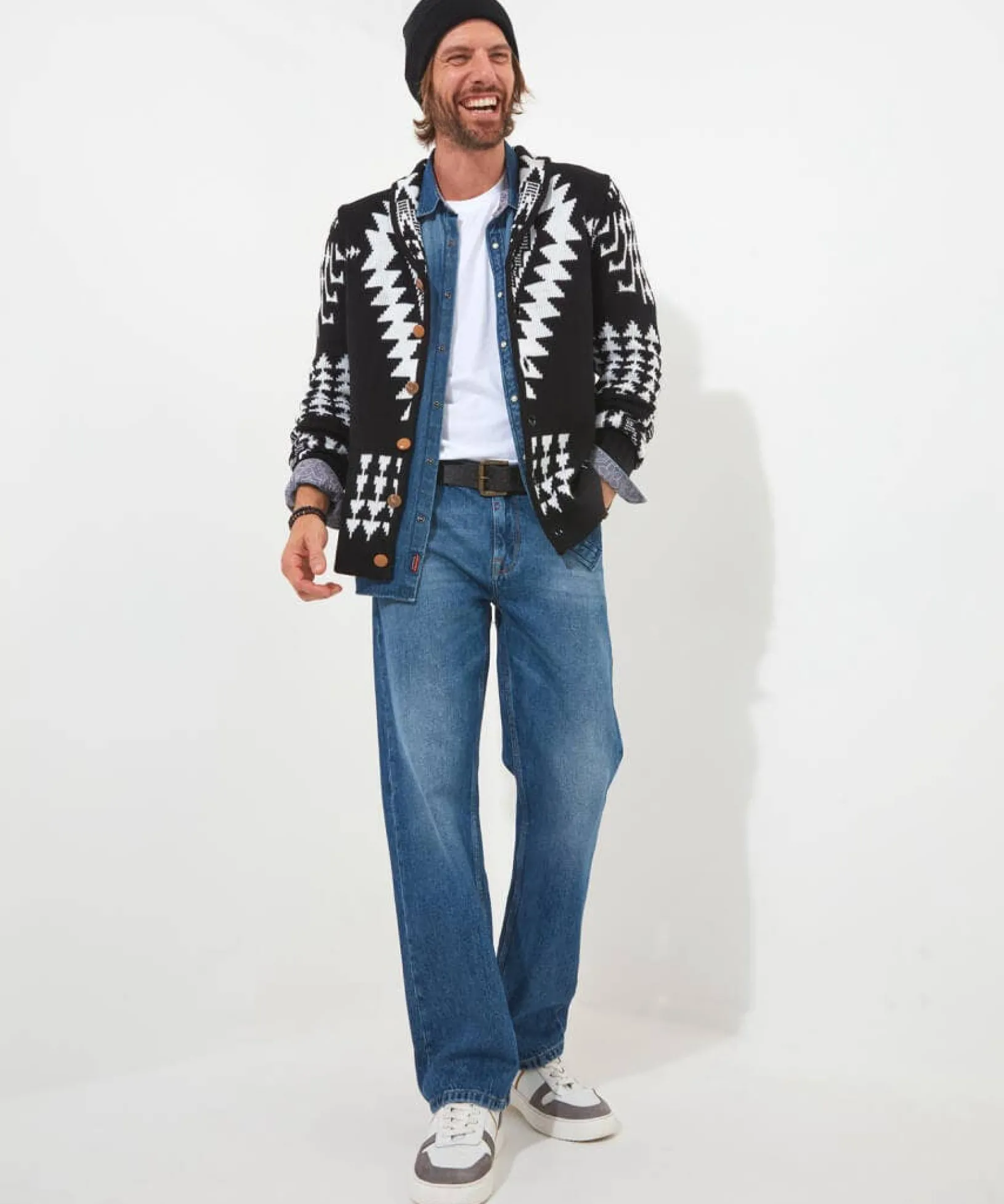 feeling_wild_cardigan_3.webp Shop Men's Collection | Knitwear & Jumpers | Gifts | Sale Knitwear & Jumpers | Top Picks | Men,s | Men,s | Men,s Joe Browns Feeling Wild Cardigan Black