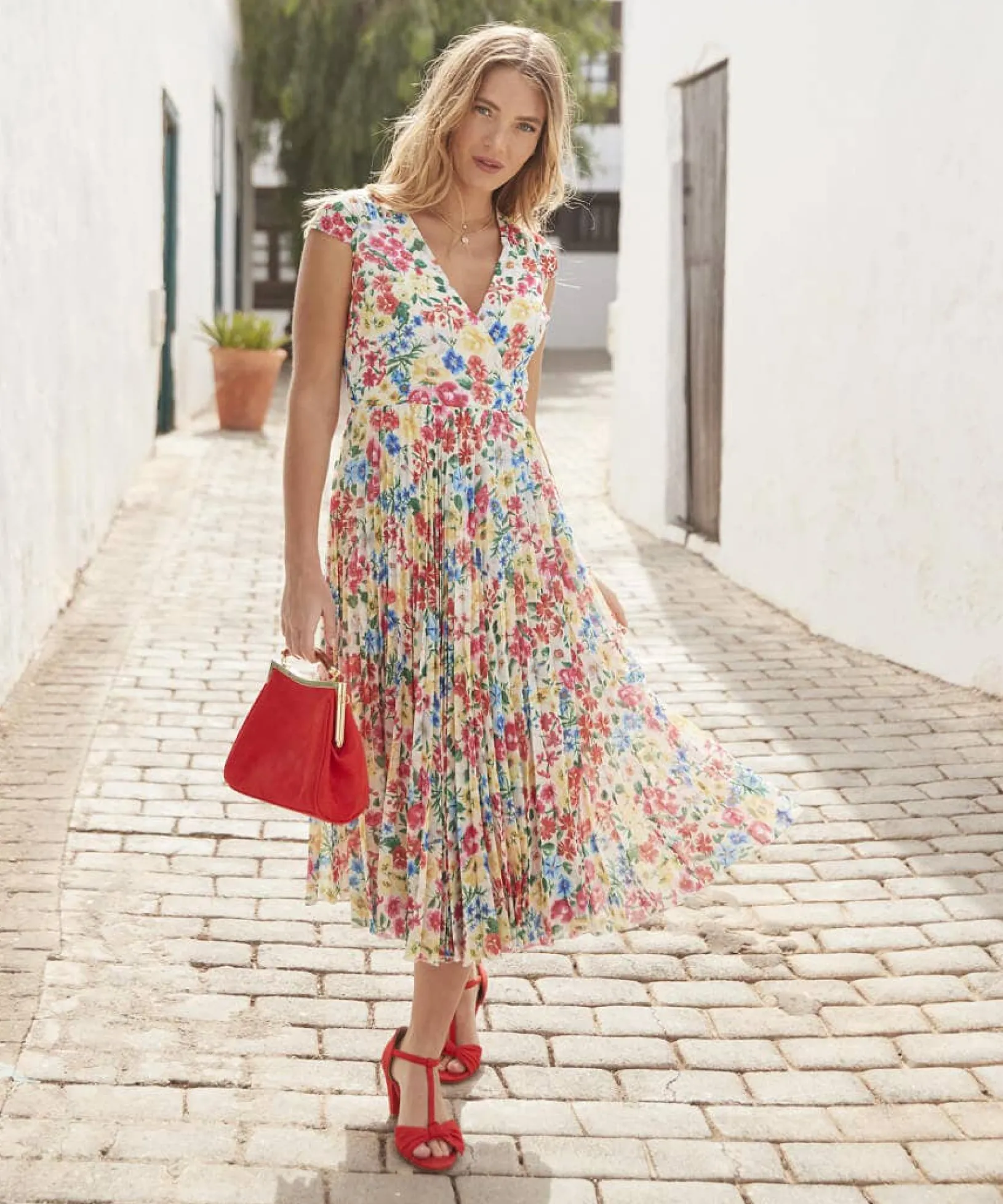 finest_floral_occasion_dr_5.webp Sale Dresses | Women's Joe Browns Finest Floral Occasion Dress Multi