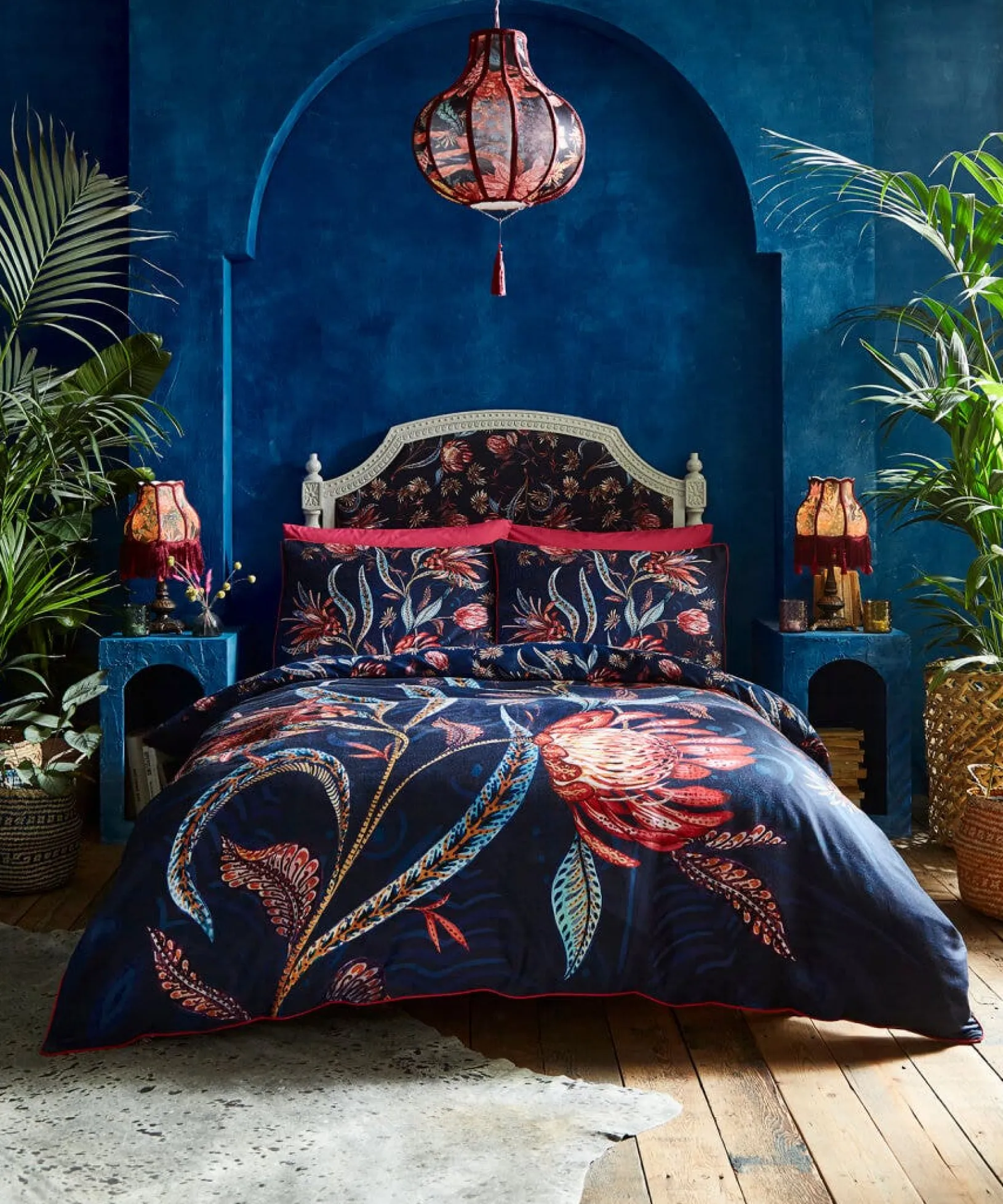 flamboyant_florals_revers_7.webp Bedroom | Endless Sunsets | Floral Décor | Nature Décor | Bedding | Home | Home | Home | Home | Home Joe Browns Flamboyant Florals Reversible Bed Set Navy