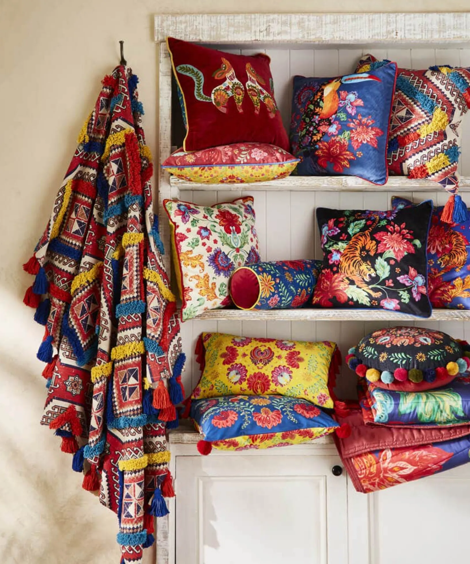 folk_fox_crewel_work_cush_7.webp Nature Décor | Animal Décor | Cushions & Throws | Sale Cushions & Throws | Home | Home | Home | Home Joe Browns Folk Fox Crewel Work Cushion Multi