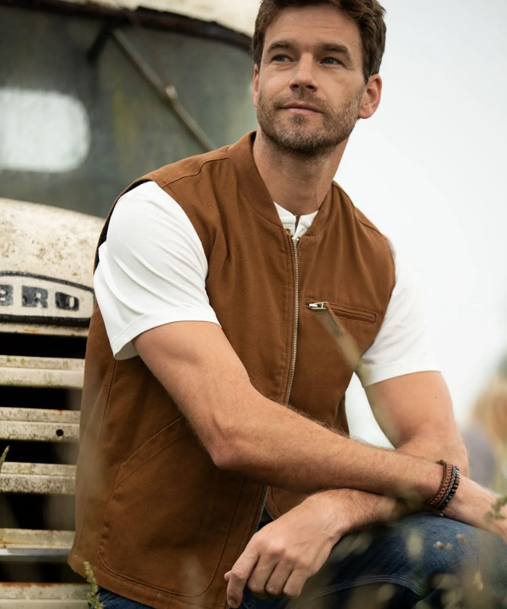 goes_with_everything_gile_2.webp Shop Men's Collection | Coats & Jackets | Sale Coats & Jacket | Top Picks | Men,s | Men,s Joe Browns Goes With Everything Gilet Tan