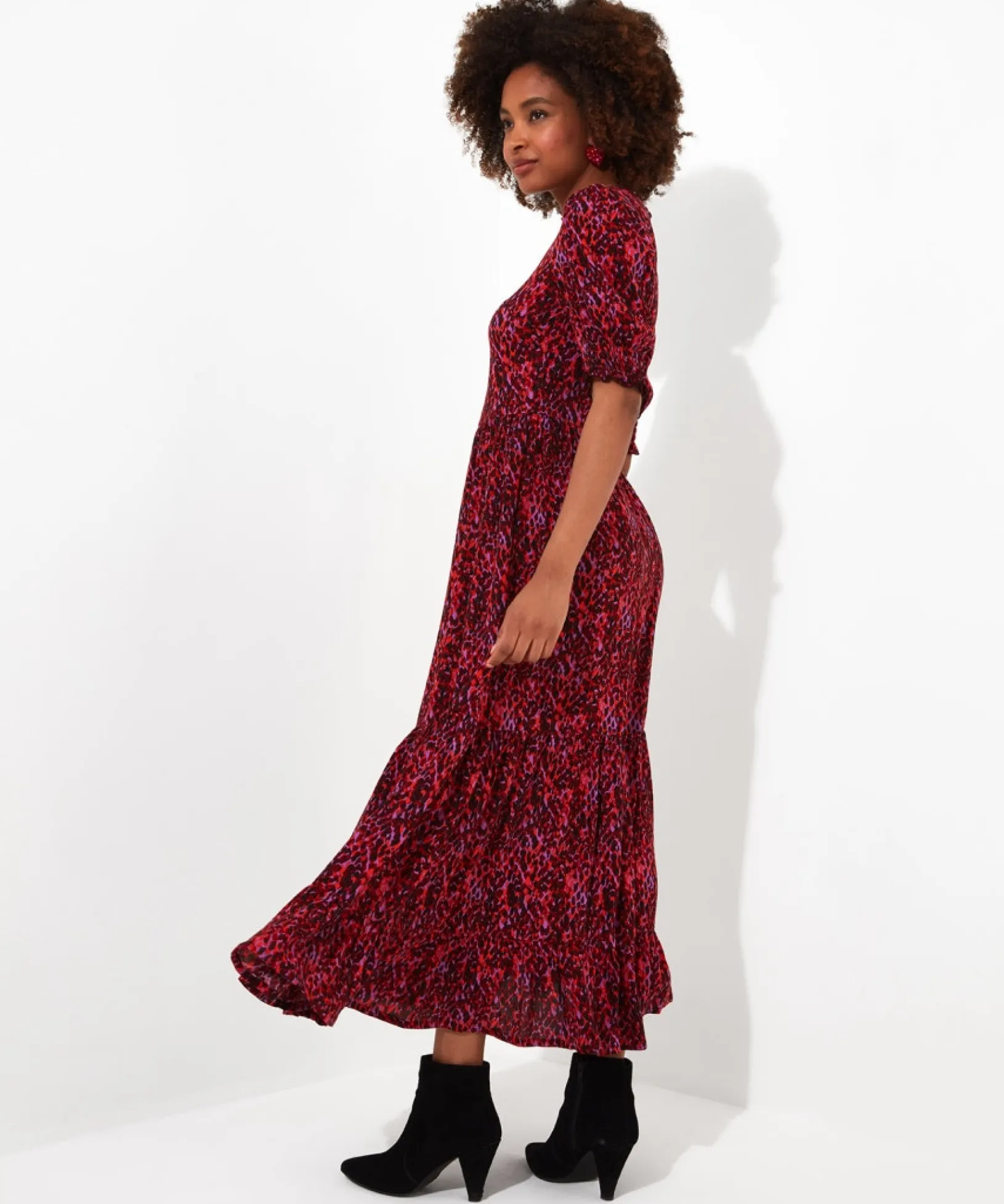 intelligent_animal_dress_3.webp Shop Women's Collection | Vintage & Retro Dresses | Midi Dresses | Dresses | Sale Dresses | Top Picks | Top Picks | Top Picks | Women's | Women's Joe Browns Intelligent Animal Dress Pink