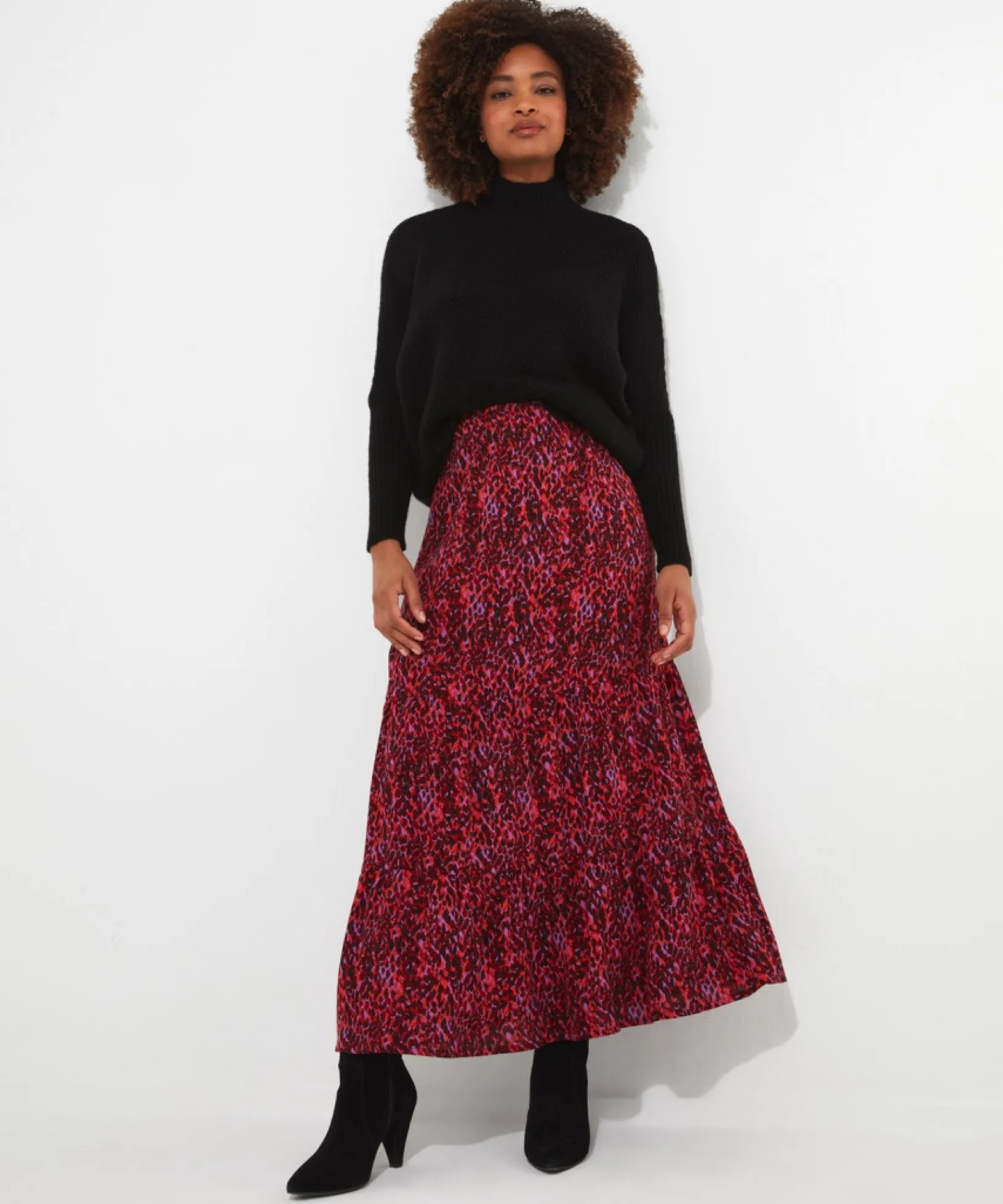 intelligent_animal_tiered_3.webp Skirts | Sale Skirts | Women's | Women's Joe Browns Intelligent Animal Tiered Skirt Pink