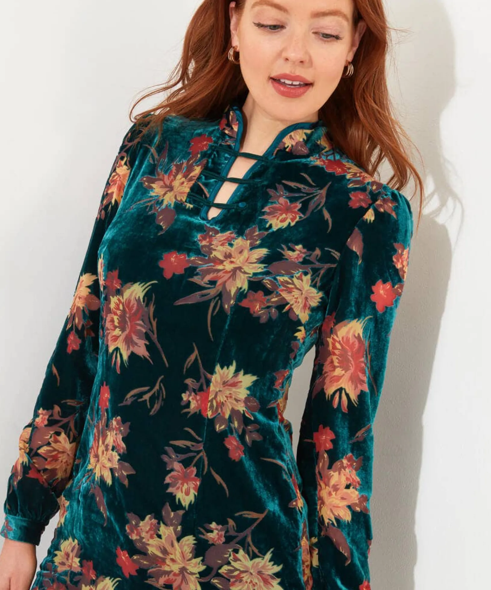 joes_favourite_devore_tun_4.webp Shop Women's Collection | Velvet & Devor茅 Dresses | Party Dresses | Occasion Outfits | Tops, Tunics & Blouses | Dresses | Sale Tops, Tunics & Blouses | Top Picks | Top Picks | Top Picks | Top Picks | Women's | Women's | Women's Joe Browns Joe's Favourite Devore Tunic Green