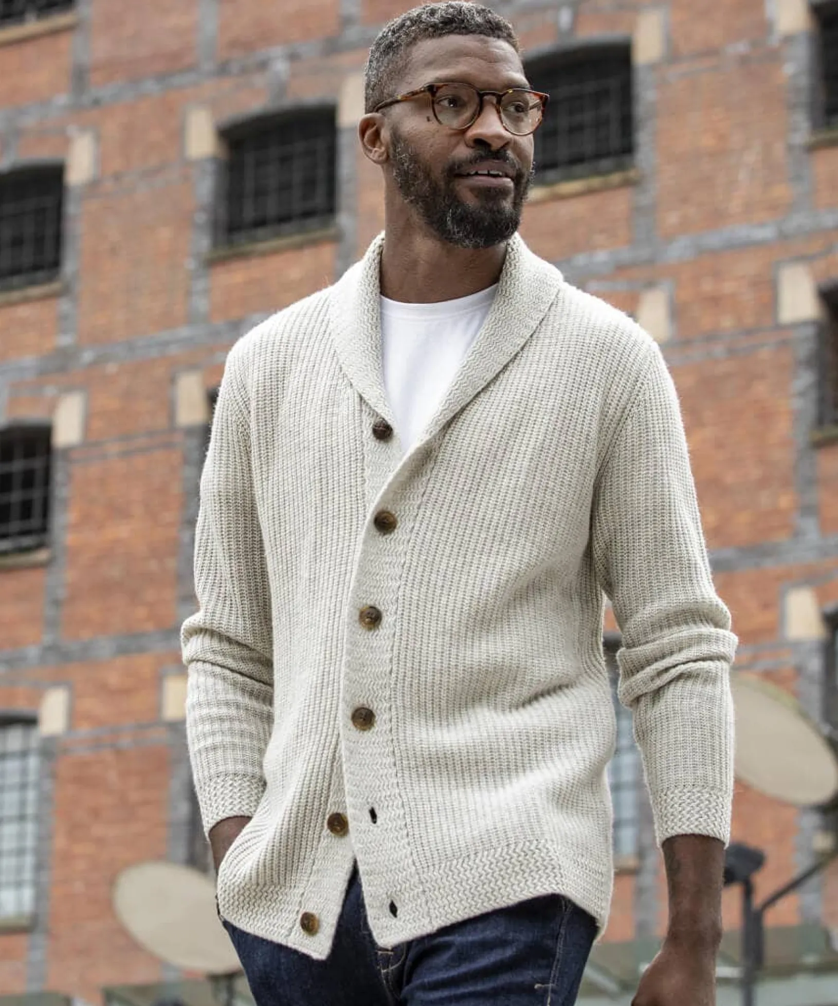 keeping_it_cool_cardigan_2.webp Shop Men's Collection | Knitwear & Jumpers | Top Picks | Men,s Joe Browns Keeping It Cool Cardigan Grey
