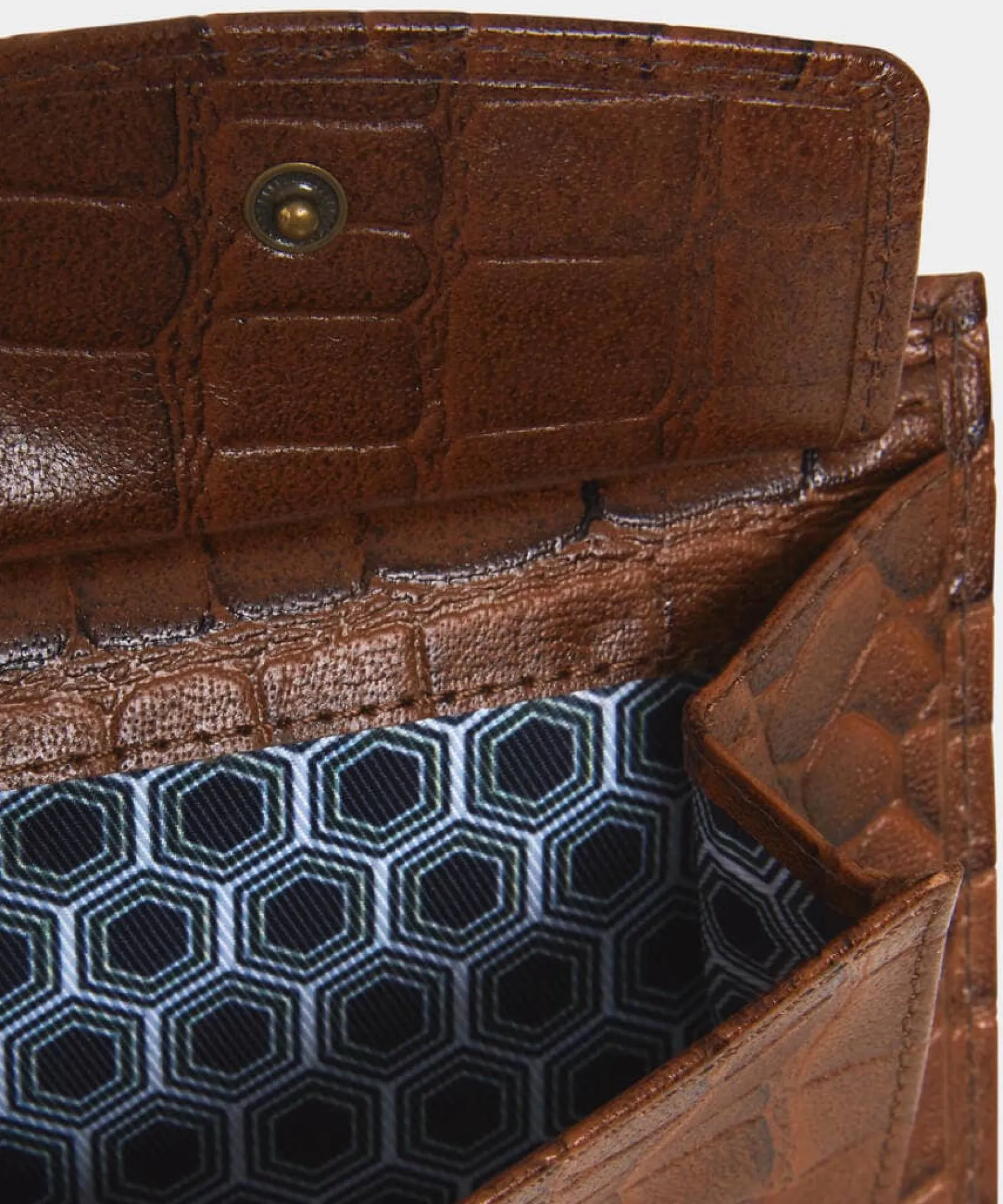 mens_croc_buff_calf_leath_2.webp Sale Accessories | Men,s Joe Browns Men's Croc Buff Calf Leather Wallet Tan