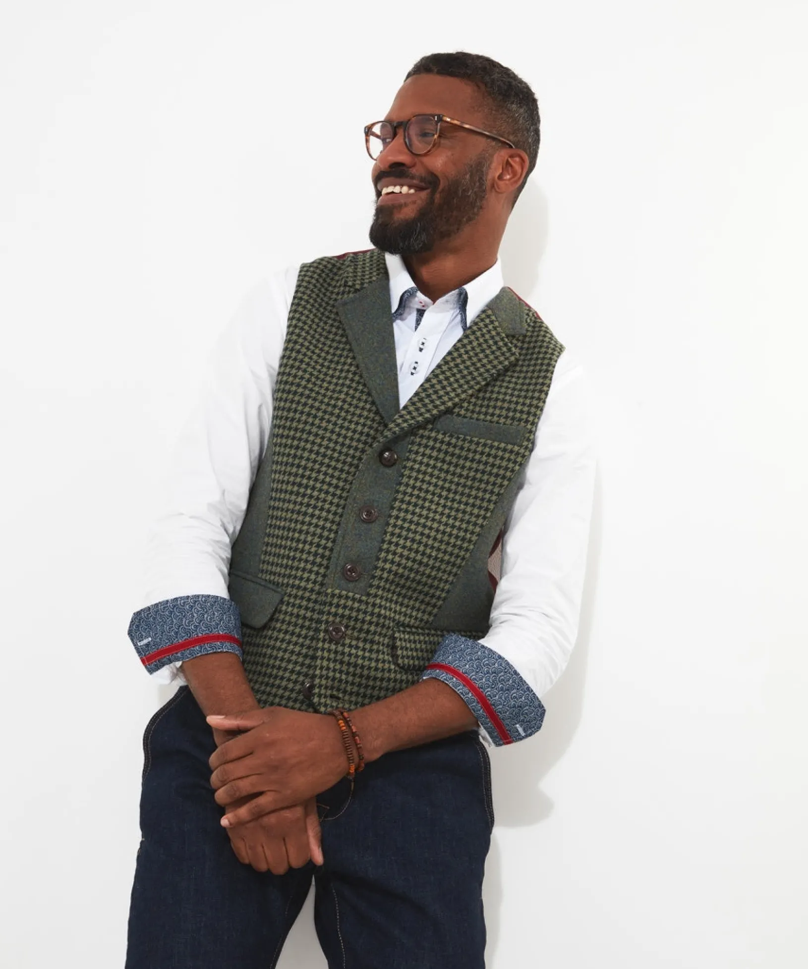 mix_it_up_waistcoat_0.webp Shop Men's Collection | Waistcoats | Men's Tailoring | Coats & Jackets | Sale Waistcoats | Top Picks | Men,s | Top Picks | Men,s | Men,s Joe Browns Mix It Up Waistcoat Green
