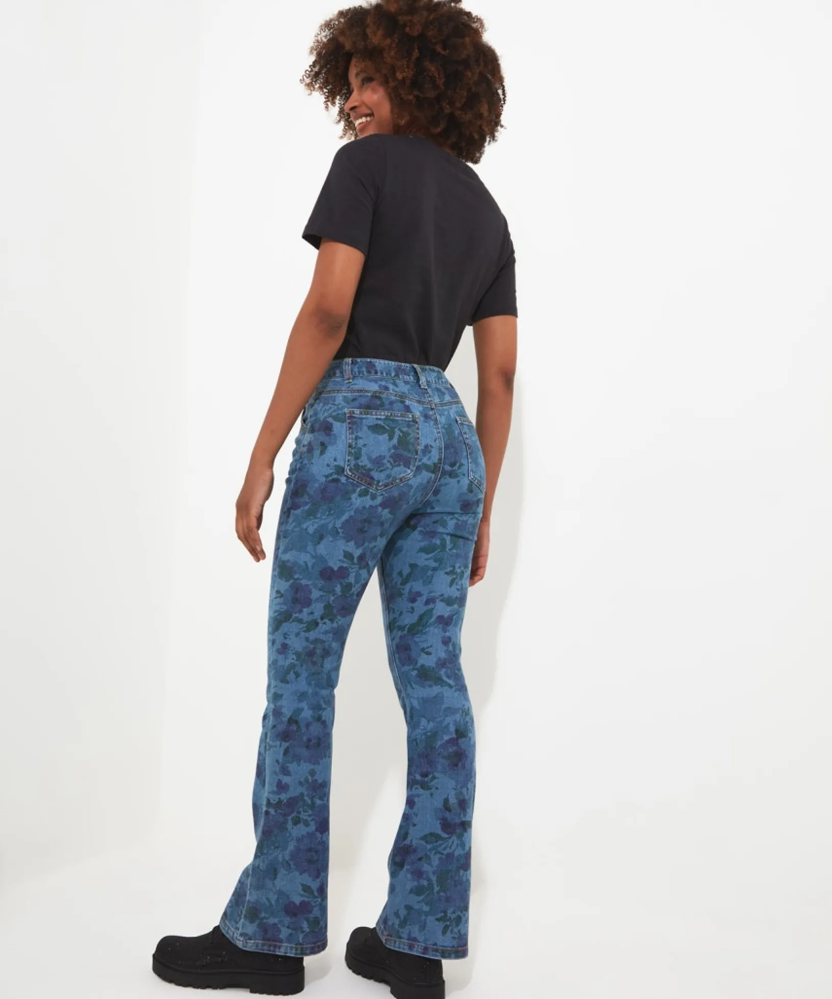 perfectly_printed_jeans_3.webp Denim Styles | Jeans & Trousers | Sale Jeans & Trousers | Women's | Women's | Women's Joe Browns Perfectly Printed Jeans Blue