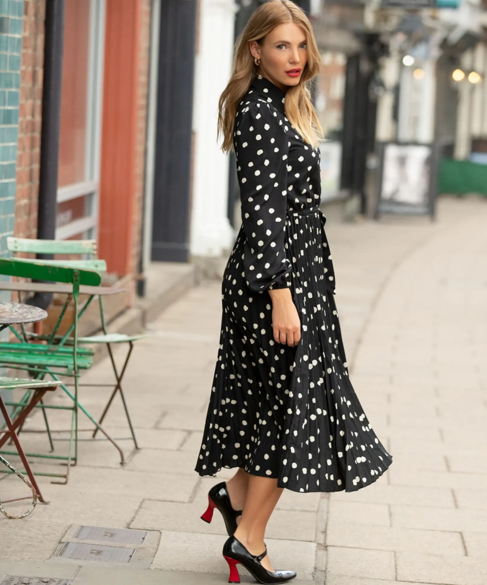 polly_spot_pleat_dress_2.webp Shop Women's Collection | Vintage & Retro Dresses | Maxi Dresses | Party Dresses | Dresses | Sale Dresses | Top Picks | Top Picks | Top Picks | Top Picks | Women's | Women's Joe Browns Polly Spot Pleat Dress Black