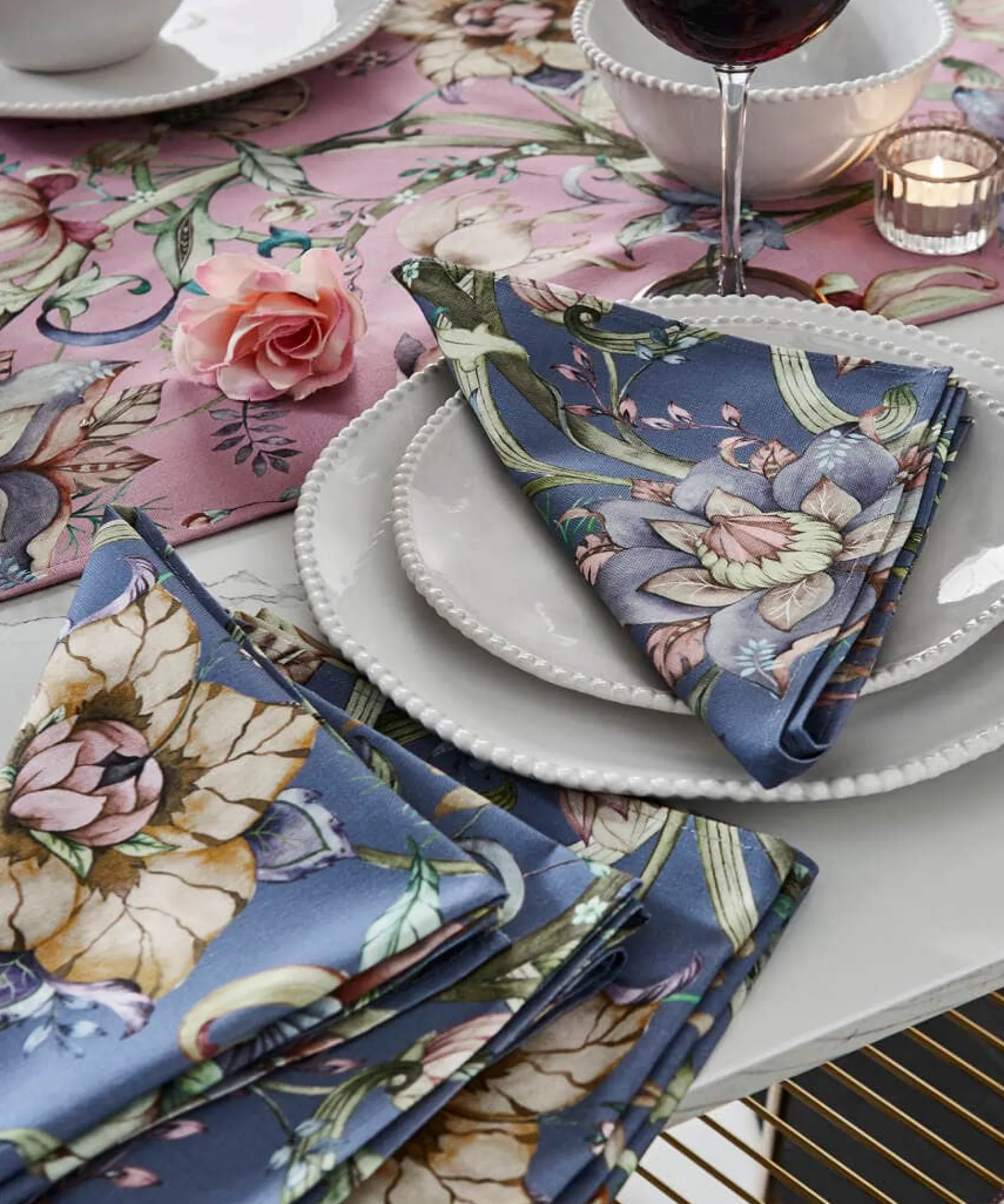 set_of__nostalgic_nouveau_0.webp Nouveau Reflections | Floral Décor | Nature Décor | Kitchen | Home | Home | Home | Home Joe Browns Set Of 4 Nostalgic Nouveau Cotton Napkins Grey