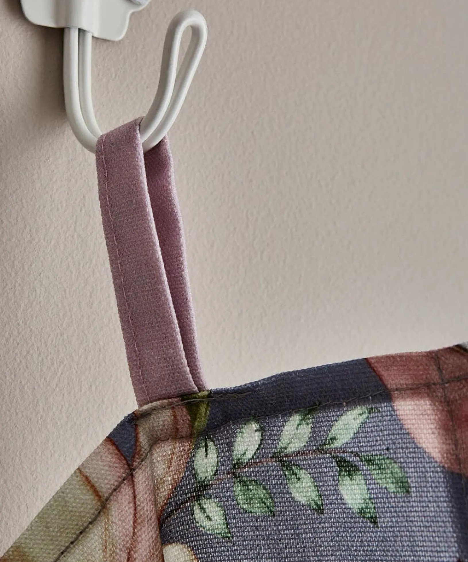 set_of__nouveau_print_tea_5.webp Nouveau Reflections | Floral Décor | Nature Décor | Tea Towels | Animal Décor | Kitchen | Home | Home | Home | Home | Home | Home Joe Browns Set Of 3 Nouveau Print Teatowels Multi