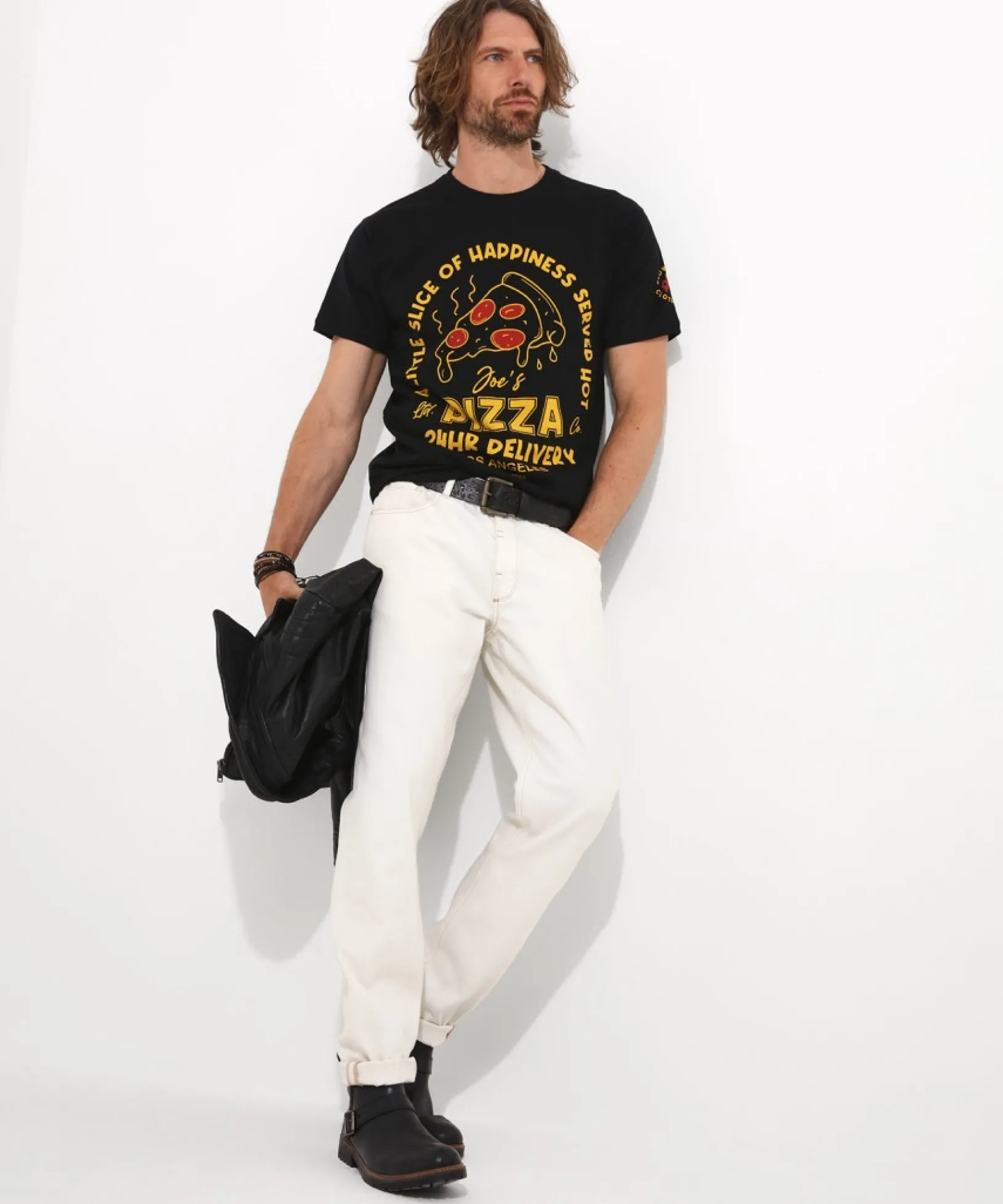 slice_of_happiness_tee_3.webp Shop Men's Collection | Graphic T-Shirts | Tops & T-Shirts | Sale Tops & T-Shirts | Top Picks | Top Picks | Men,s | Men,s Joe Browns Slice Of Happiness Tee Black