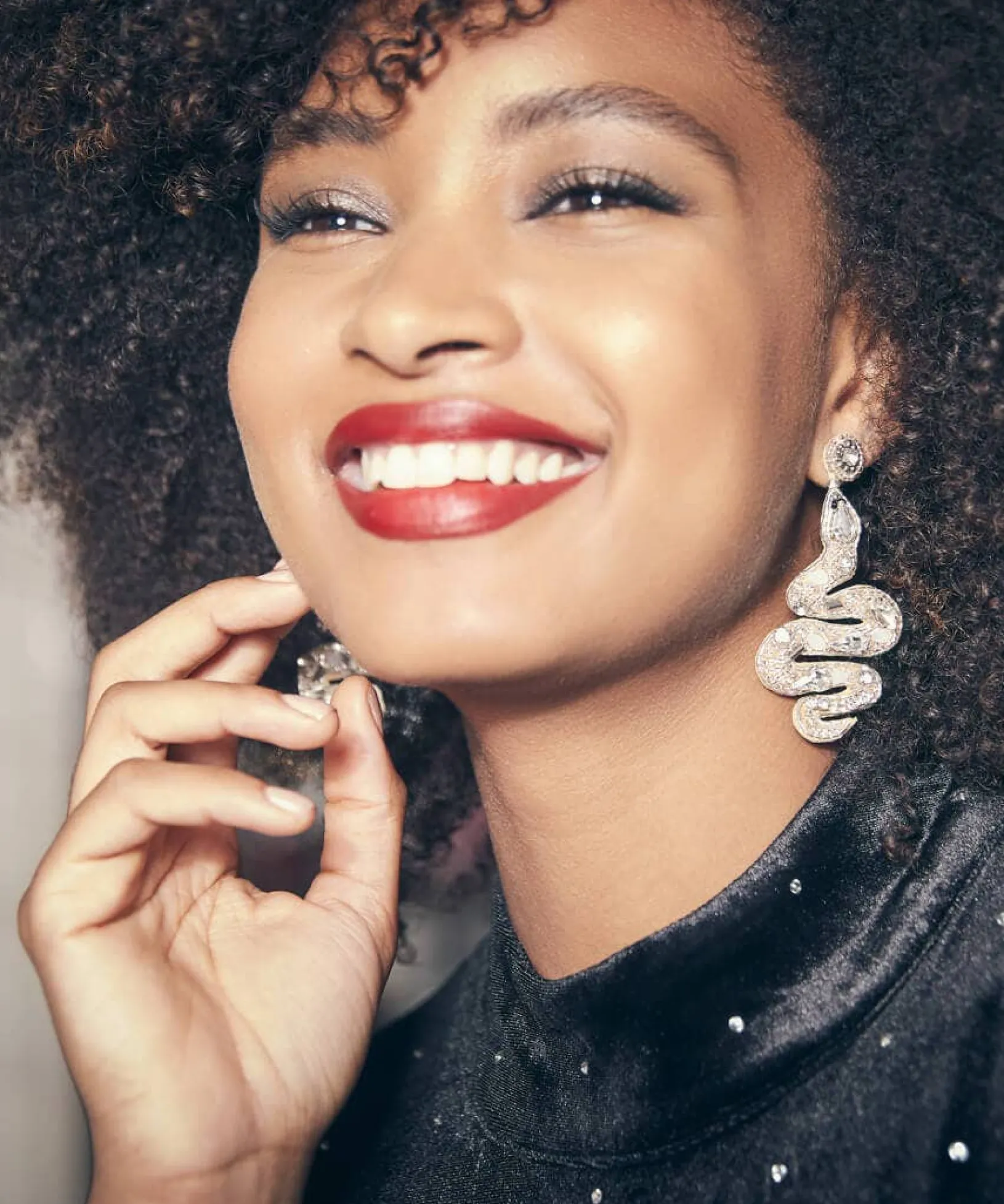 slinky_beaded_snake_earri_2.webp Gifts | Accessories & Jewellery | Sale Accessories & Jewellery | Women's | Women's | Women's Joe Browns Slinky Beaded Snake Earrings Silver