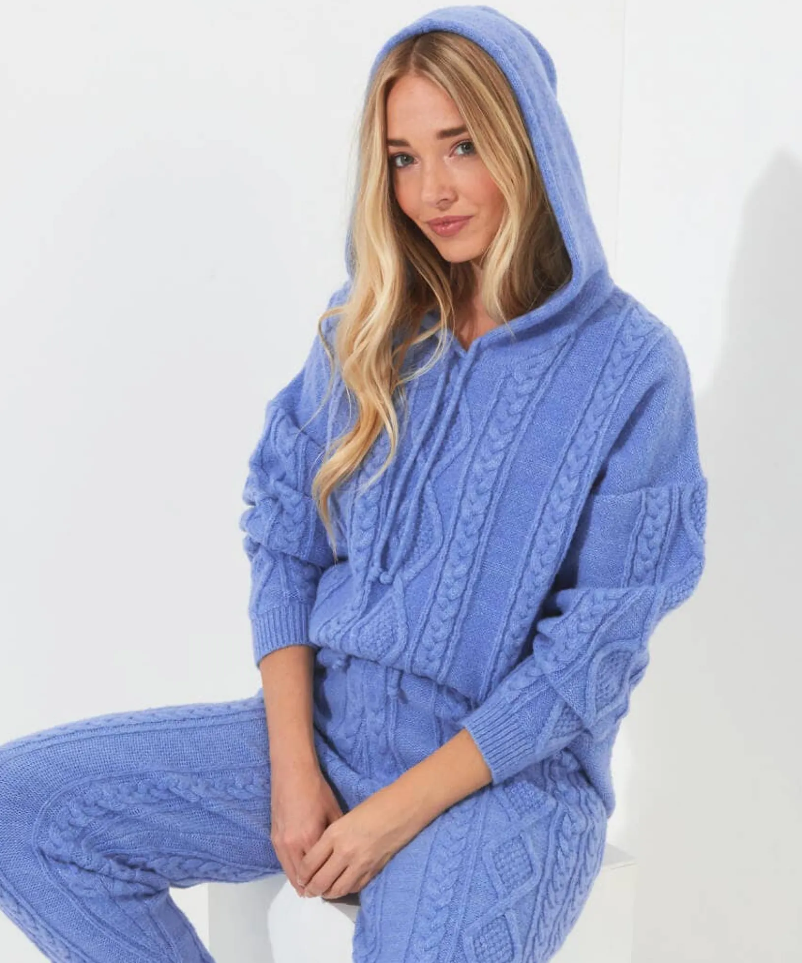 sloe_joes_cable_knit_hood_0.webp Shop Women's Collection | Pyjamas & Loungewear | Gifts | Tops, Tunics & Blouses | Top Picks | Women's | Women's | Women's Joe Browns Sloe Joes Cable Knit Hoody Blue
