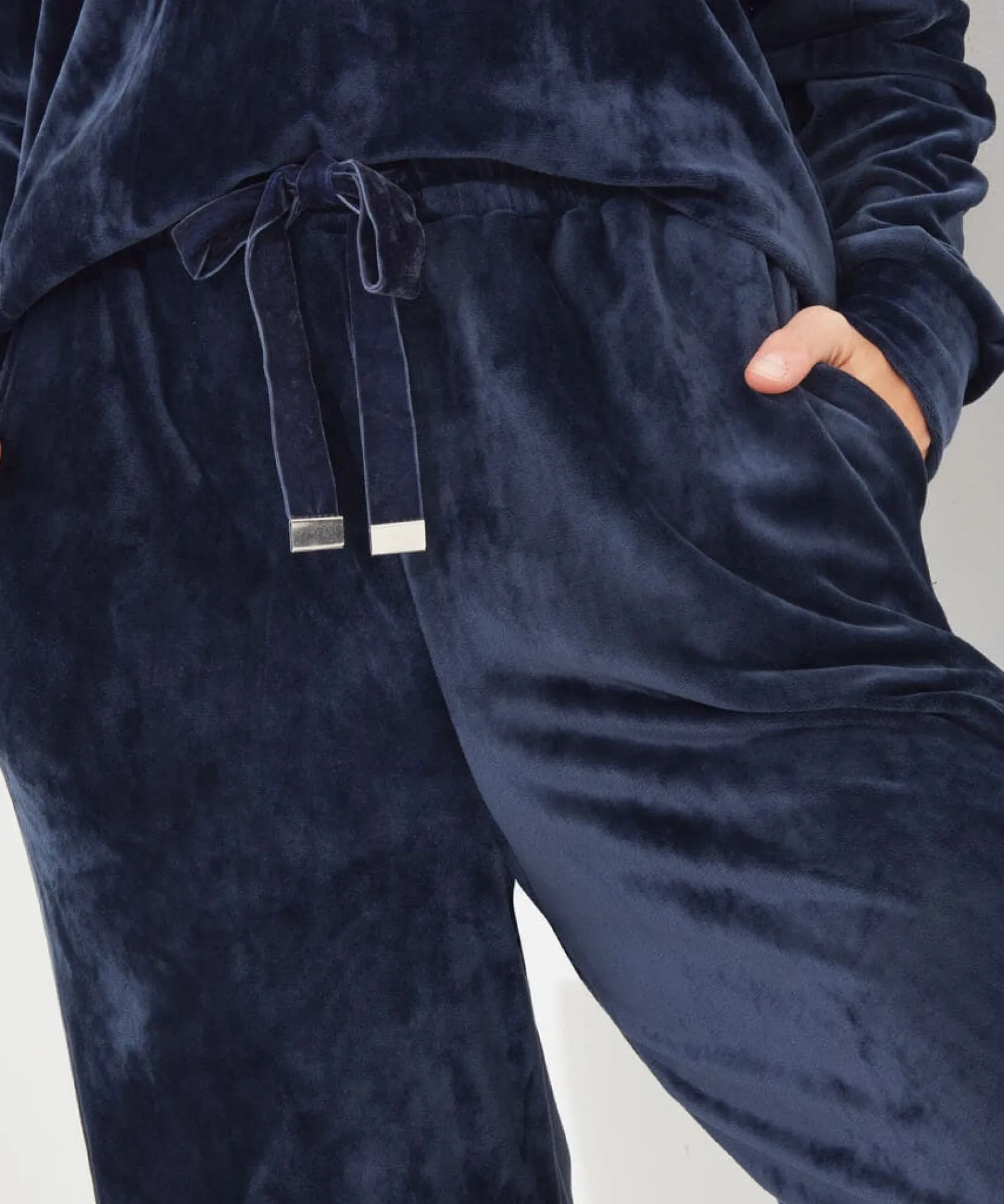 sloe_joes_velour_trousers_5.webp Pyjamas & Loungewear | Gifts | Jeans & Trousers | Women's | Women's | Women's Joe Browns Sloe Joes Velour Trousers Midnight