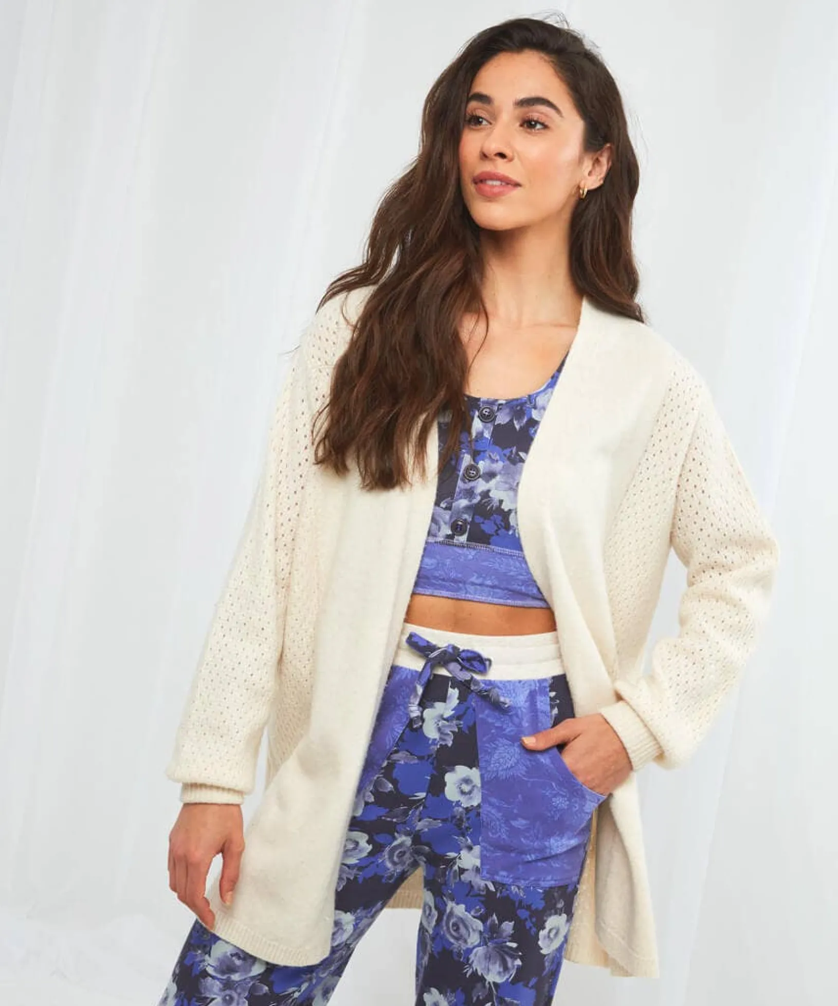 slouch_cardigan_3.webp Pyjamas & Loungewear | Sale Pyjamas & Loungewear | Sale Tops, Tunics & Blouses | Women's | Women's | Women's Joe Browns Slouch Cardigan Cream