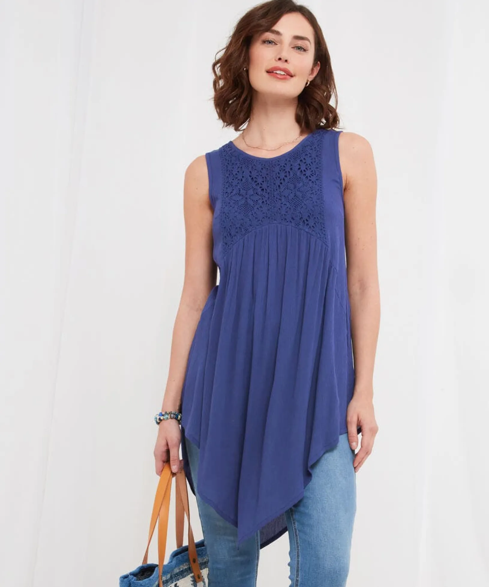 summer_essentials_tunic_0.webp Sale Tops, Tunics & Blouses | Women's Joe Browns Summer Essentials Tunic Navy / White