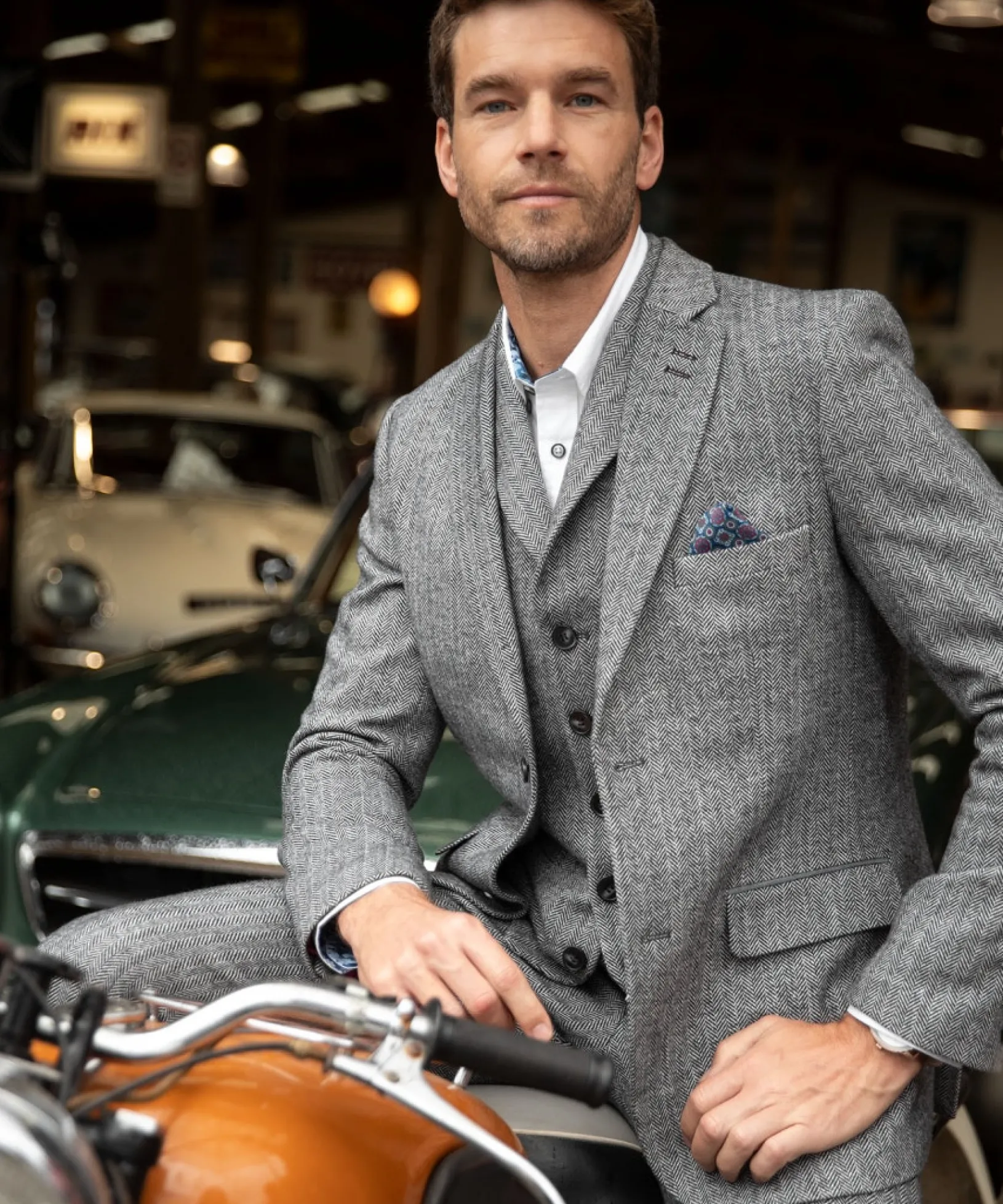 tailored_to_perfection_bl_2.webp Shop Men's Collection | Men's Partywear | Blazers | Men's Tailoring | Coats & Jackets | Top Picks | Top Picks | Men,s | Top Picks | Men,s Joe Browns Tailored To Perfection Blazer Grey