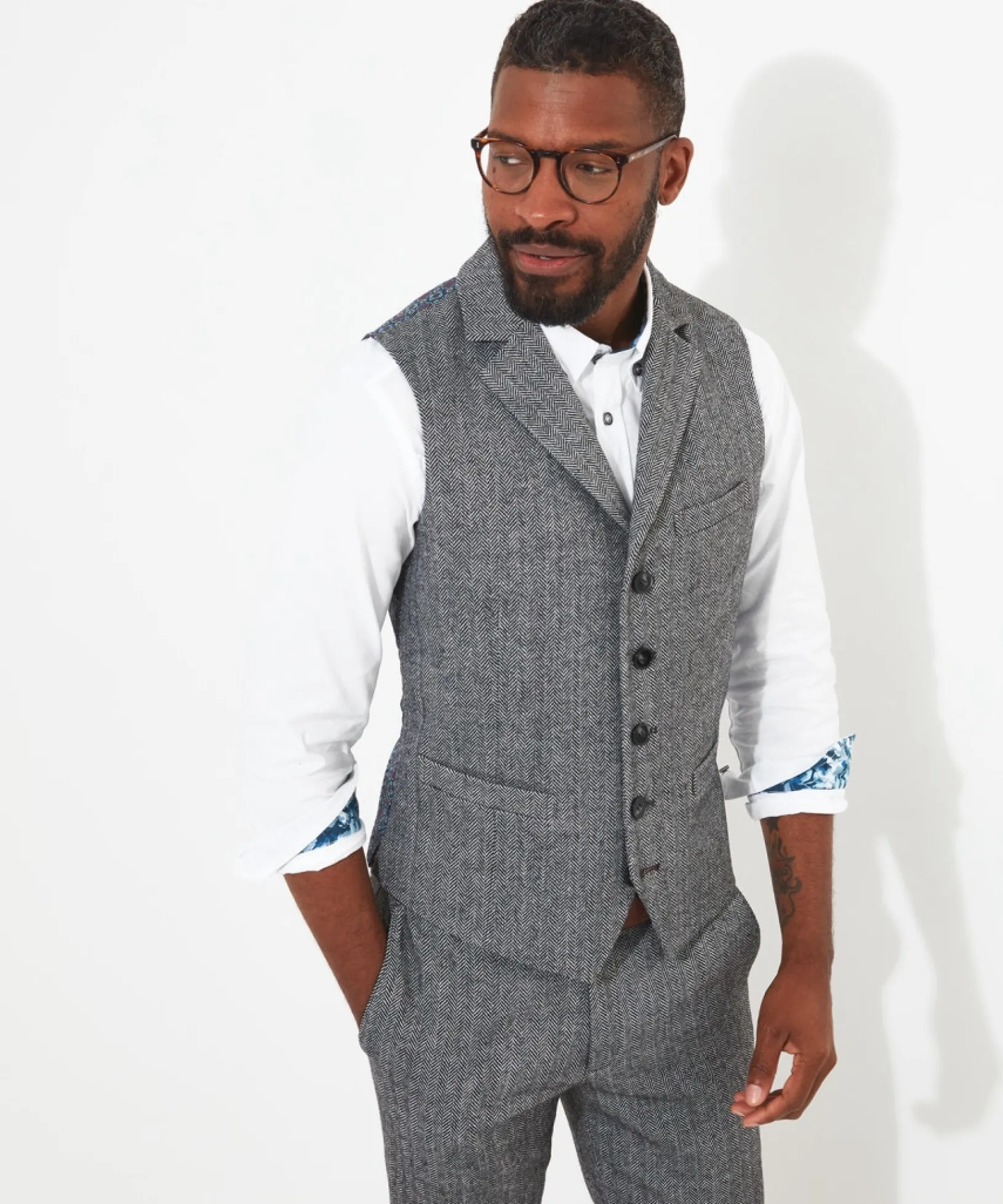 tailored_to_perfection_wa_0.webp Shop Men's Collection | Men's Partywear | Waistcoats | Men's Tailoring | Coats & Jackets | Top Picks | Top Picks | Men,s | Top Picks | Men,s Joe Browns Tailored To Perfection Waistcoat Grey