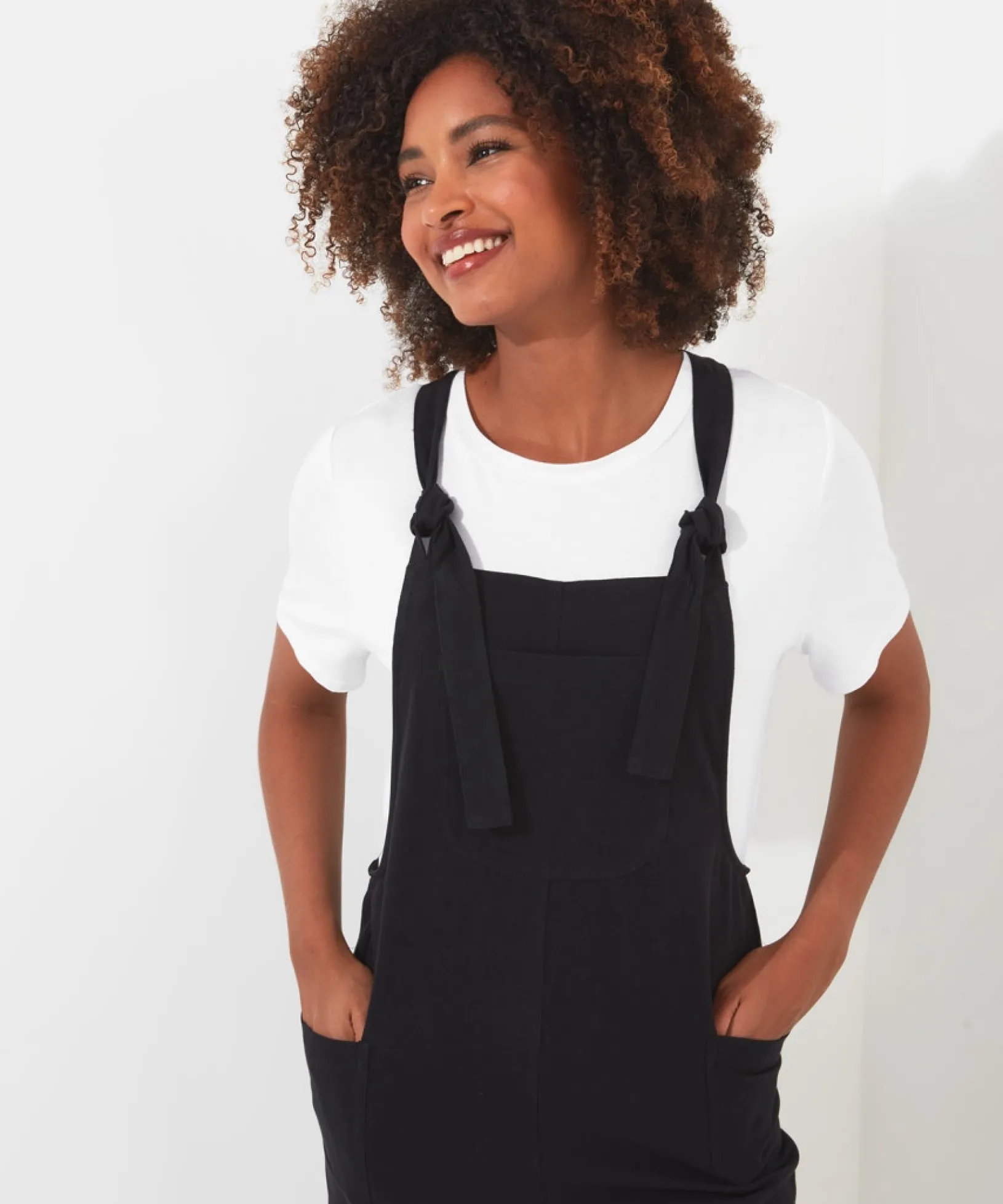 the_relax_jumpsuit_2.webp Jumpsuits | Jeans & Trousers | Women's | Women's Joe Browns The Relax Jumpsuit Black