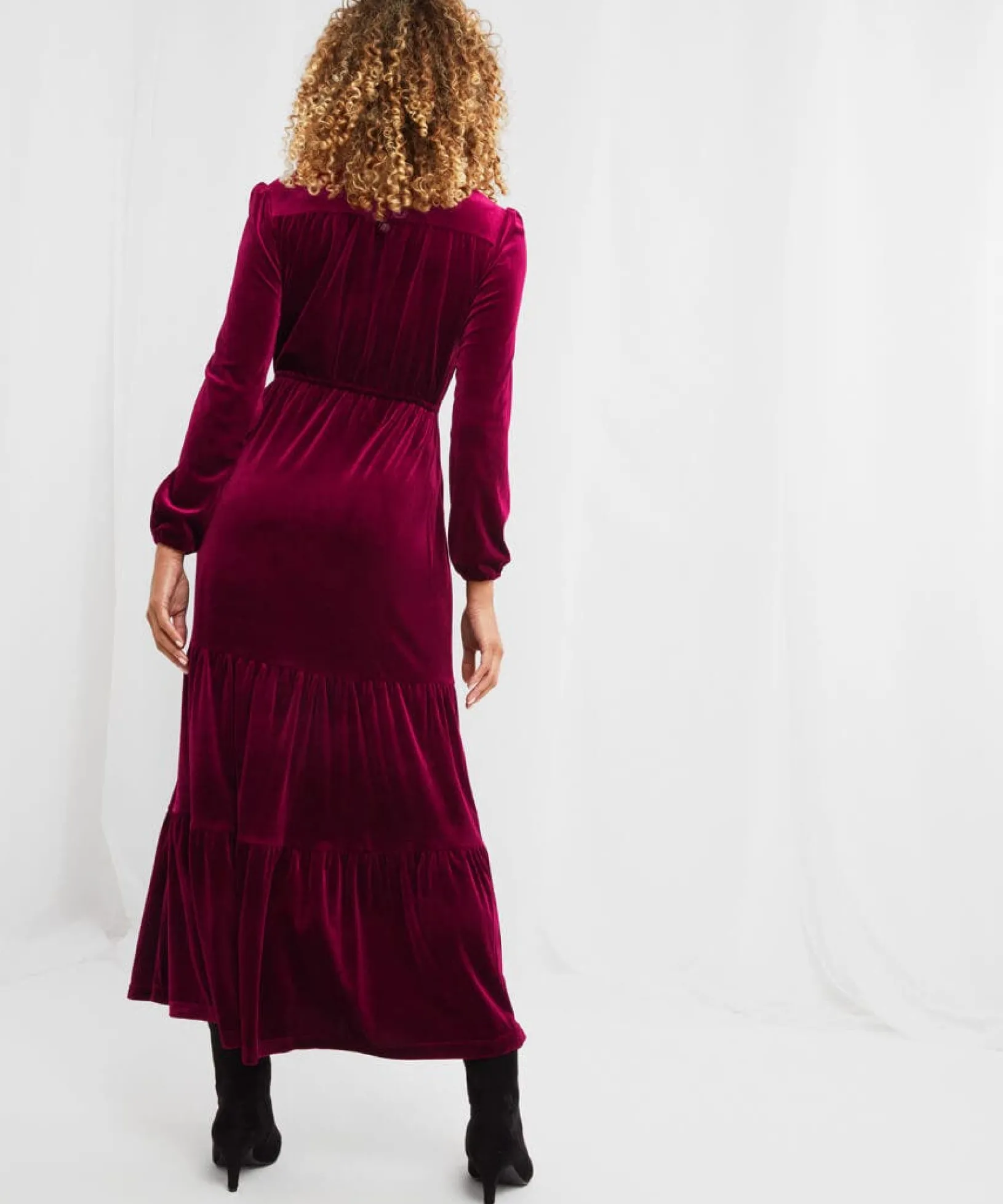 velvet_perfection_dress_3.webp Shop Women's Collection | Vintage & Retro Dresses | Velvet & Devor茅 Dresses | Maxi Dresses | Party Dresses | Occasion Outfits | Dresses | Sale Dresses | Top Picks | Top Picks | Top Picks | Top Picks | Top Picks | Top Picks | Women's | Women's Joe Browns Velvet Perfection Dress Berry